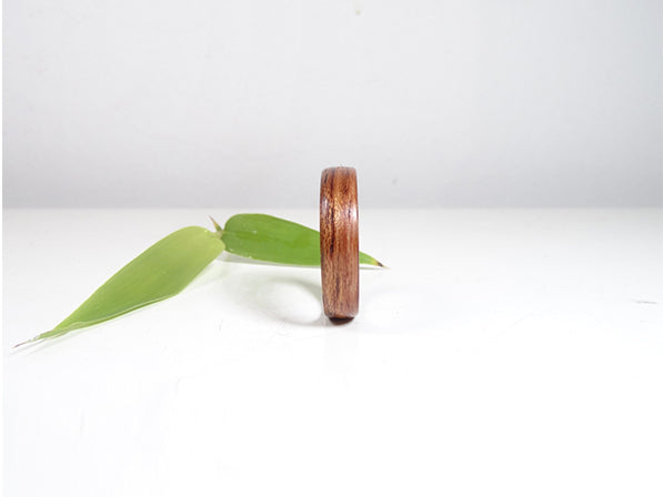 Jolie Bague en bois de Bubinga