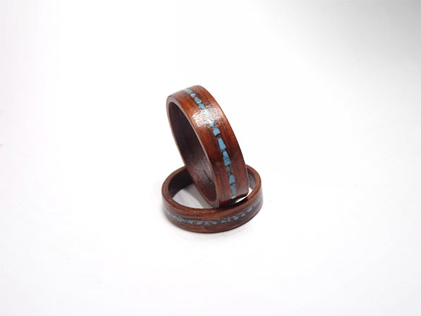 Alliances de mariage en bois pierre turquoise