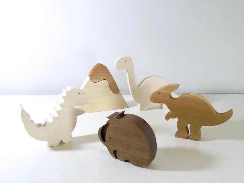 Ensemble de dinosaures en bois et mammouth